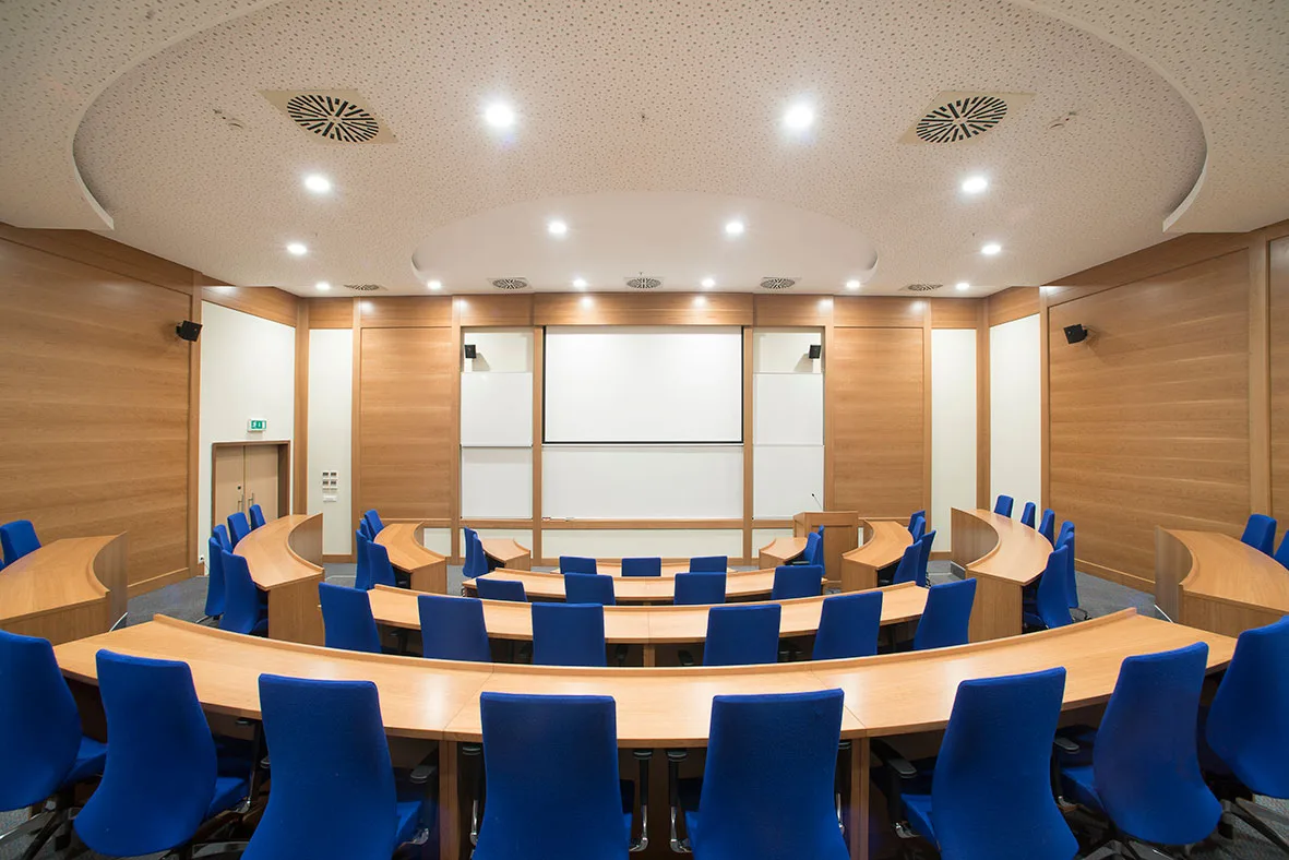 Koç Üniversitesi Classrooms and Lecture Halls — view 3
